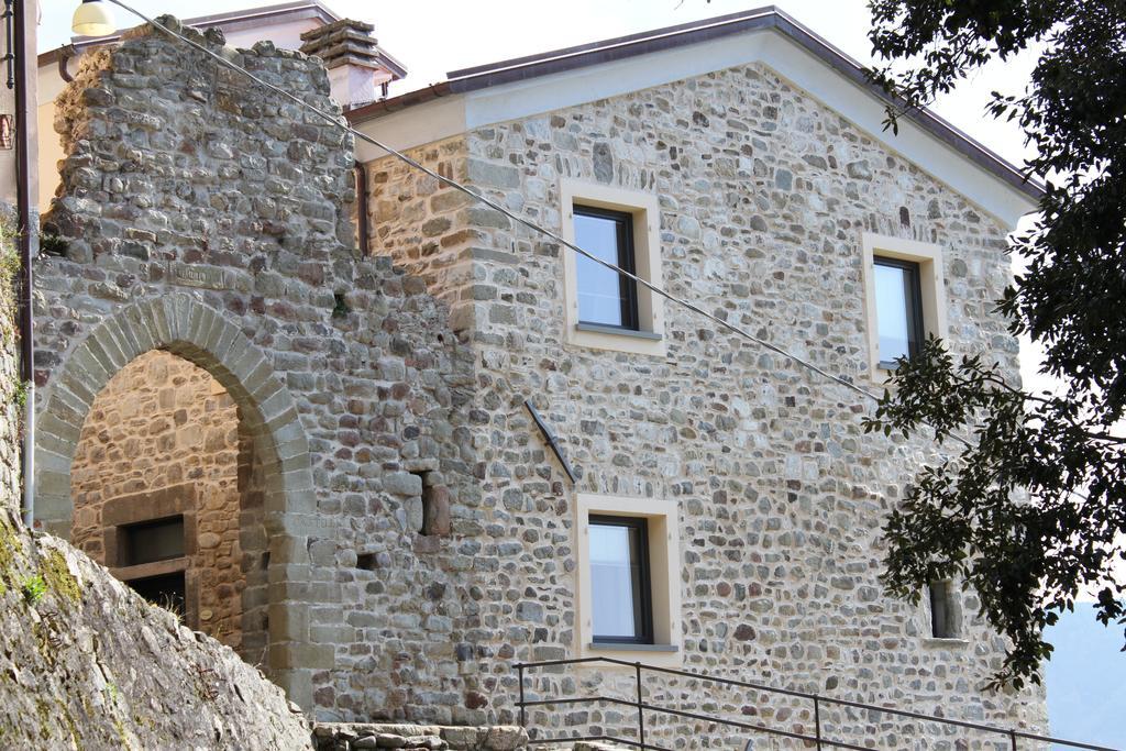 Al Castello Da Annamaria Guest House Beverino Ngoại thất bức ảnh
